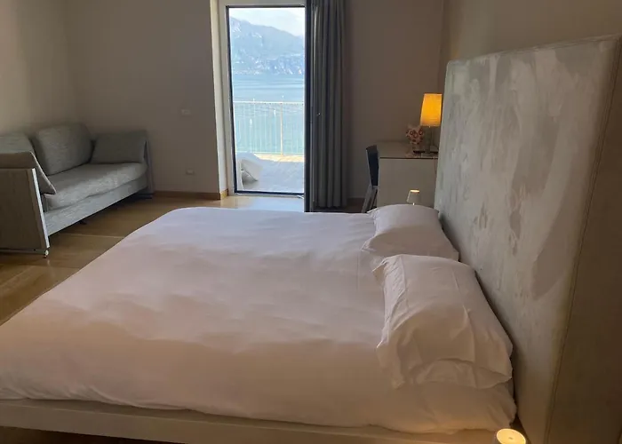 Hotel Baia Dei Pini