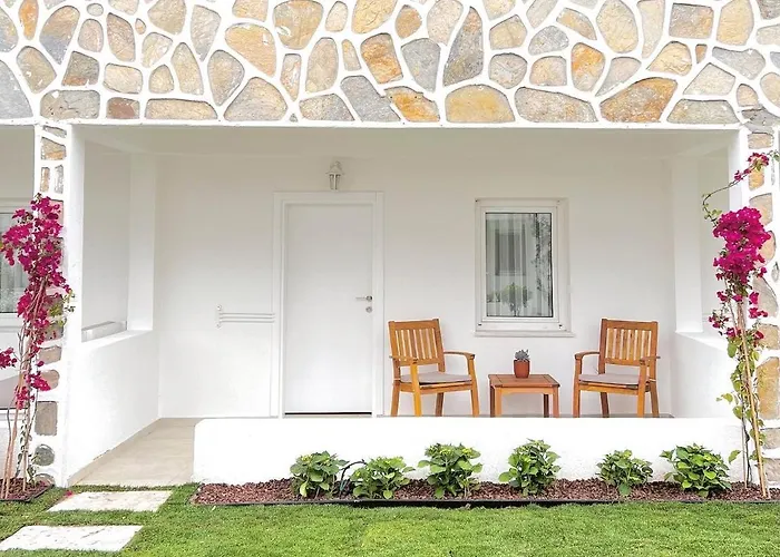 Lavinya Otel