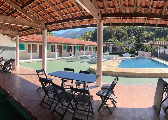 Hotel Pousada Nosso Cantinho