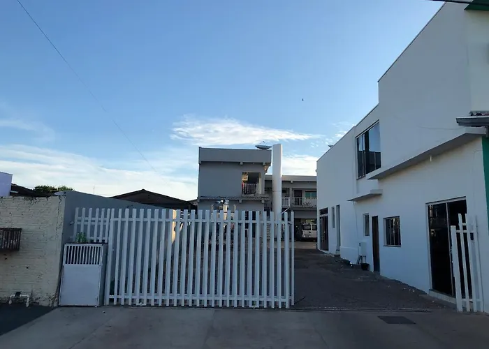 Hotel Hawaii Colider