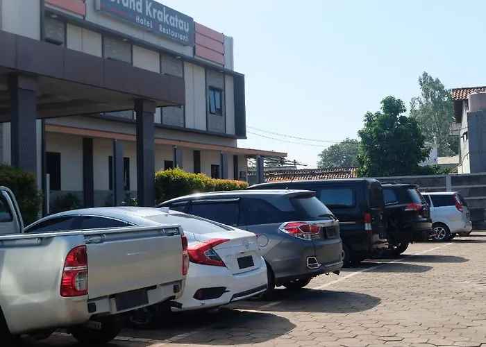 Grand Krakatau Hotel Serang