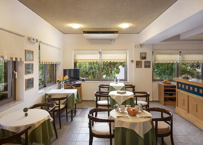 Rea Hotel