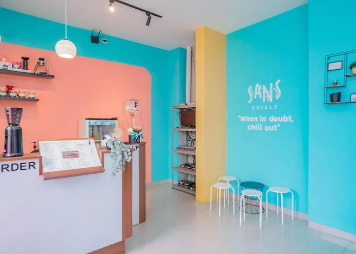 Sans Hotel Widarasari Cirebon