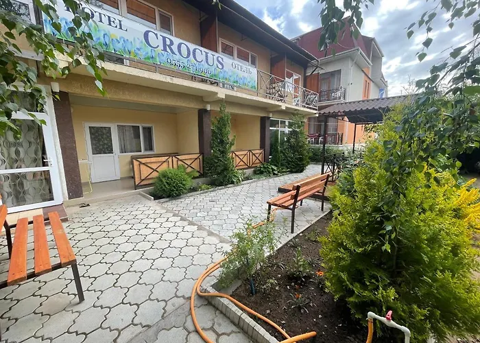 Hotel Crocus