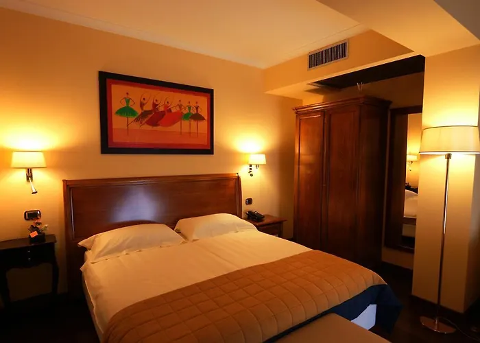 Bram Hotel