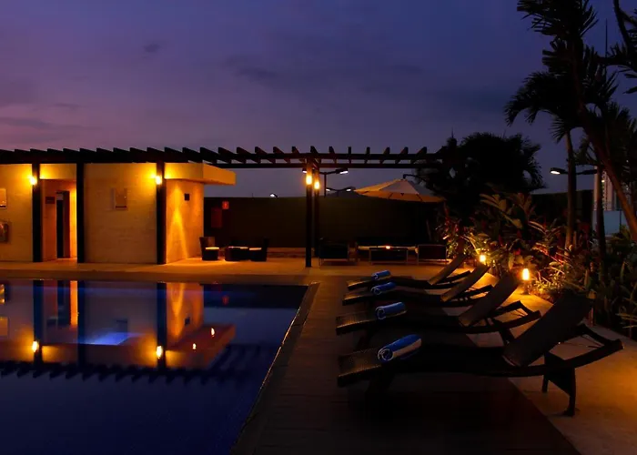 Hotel Trinitarias Suites