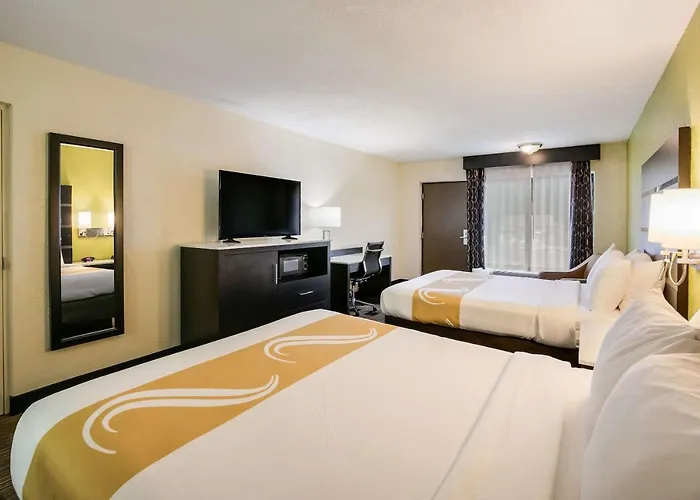 Quality Inn & Suites Mt Chalet