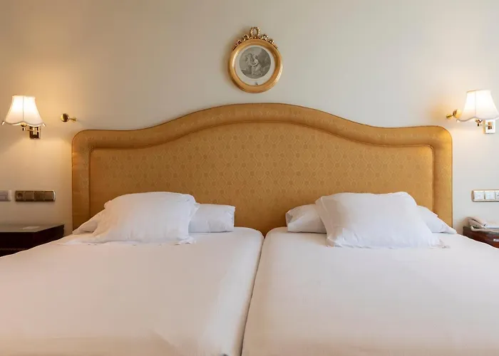 Hotel Alameda Palace