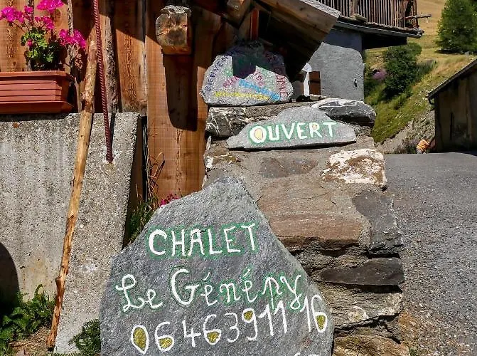 Chalet Le Genepy With Amazing Views!