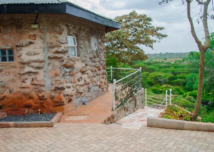 Leleshwa Getaway