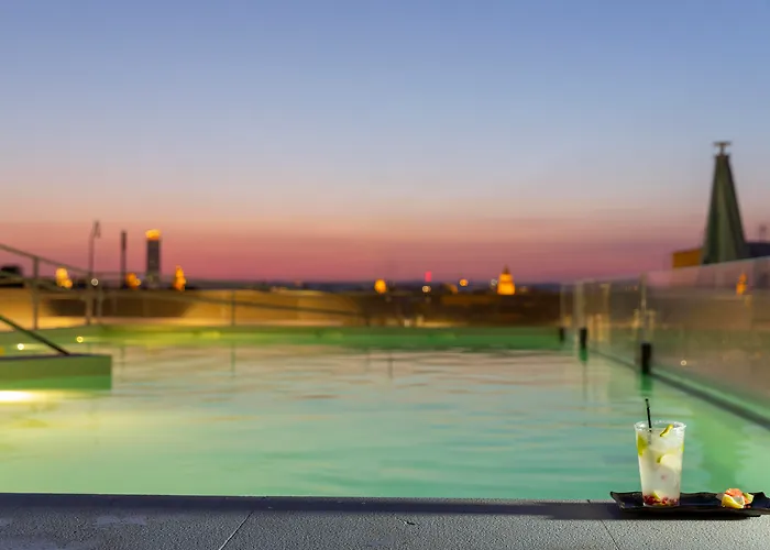 Hotel Macià Sevilla Kubb