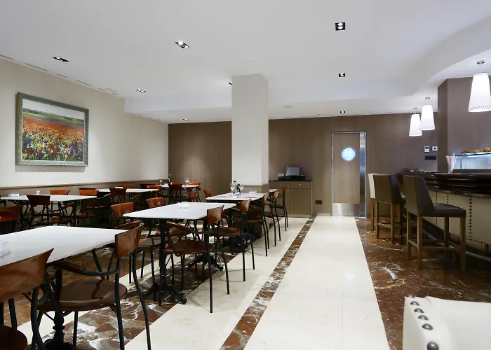 Hotel Pedro I De Aragon 4 Sup