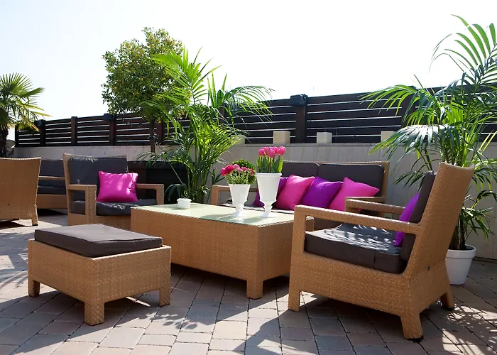 Qgat Restaurant Events & Hotel