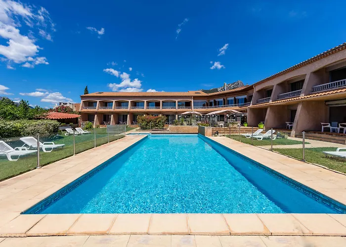 Noemys Toulon La Valette - Hotel Restaurant Avec Piscine