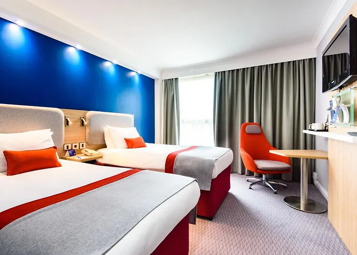 Holiday Inn Express Portsmouth Gunwharf Quays By Ihg