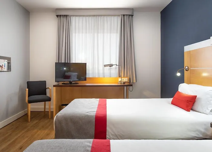 Holiday Inn Express Lisbon-Oeiras, An Ihg Hotel