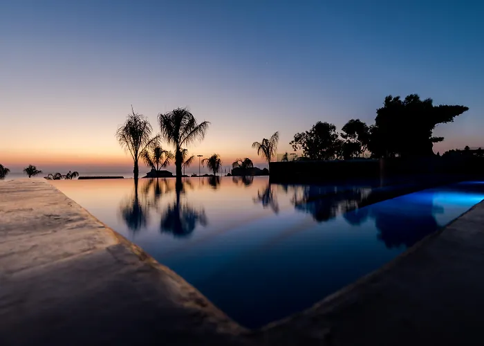 Cavo Zoe Seaside Hotel