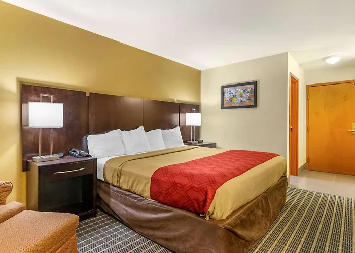 Econo Lodge Brunswick Travel Center
