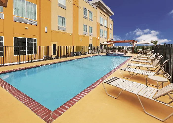 La Quinta By Wyndham Jourdanton - Pleasanton