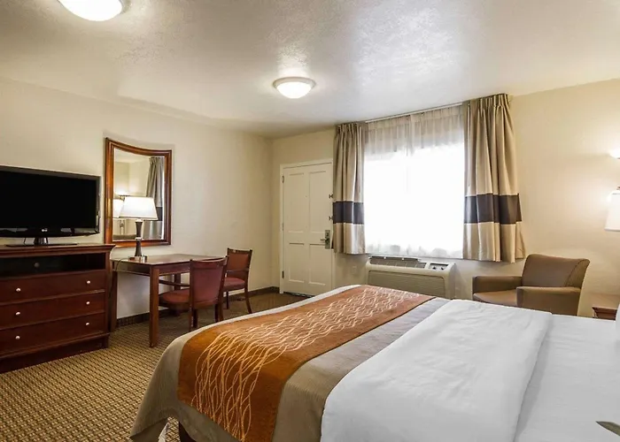 Blu Pacific Hotel