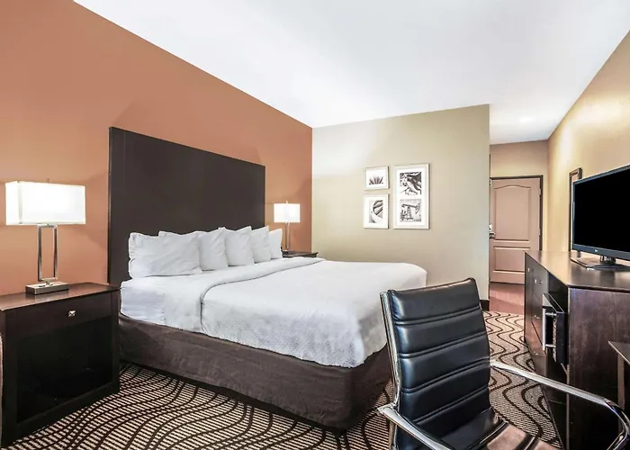 La Quinta By Wyndham Beeville