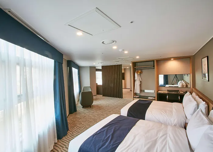 Best Western Plus Elmendorf Hotel San Antonio Hotel