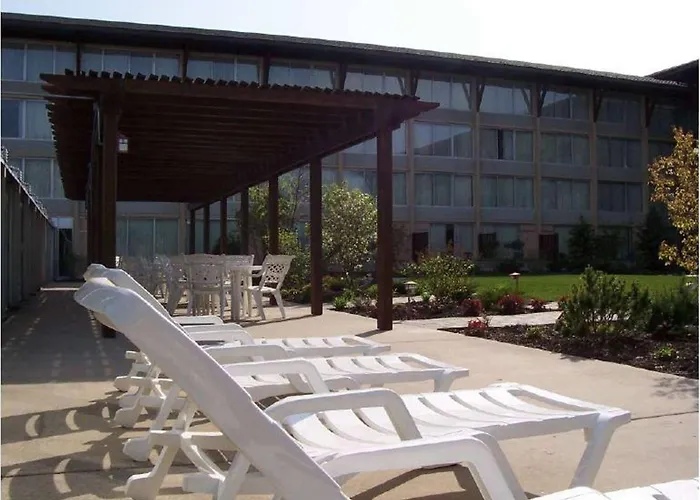 Doubletree By Hilton Libertyville-Mundelein