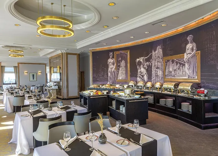 Radisson Montevideo Victoria Plaza Hotel