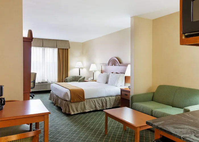 Holiday Inn Express & Suites Sylacauga