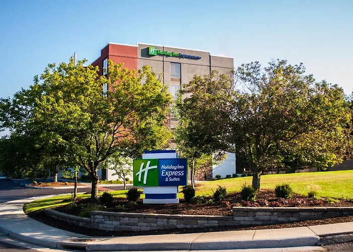 Holiday Inn Express & Suites Blacksburg - University Area By Ihg