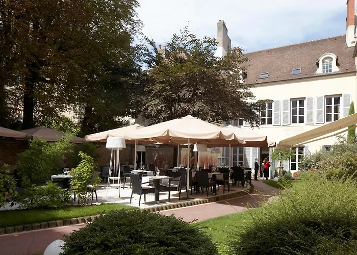 Maison Philippe Le Bon Hôtel, Restaurant&Bar le 19