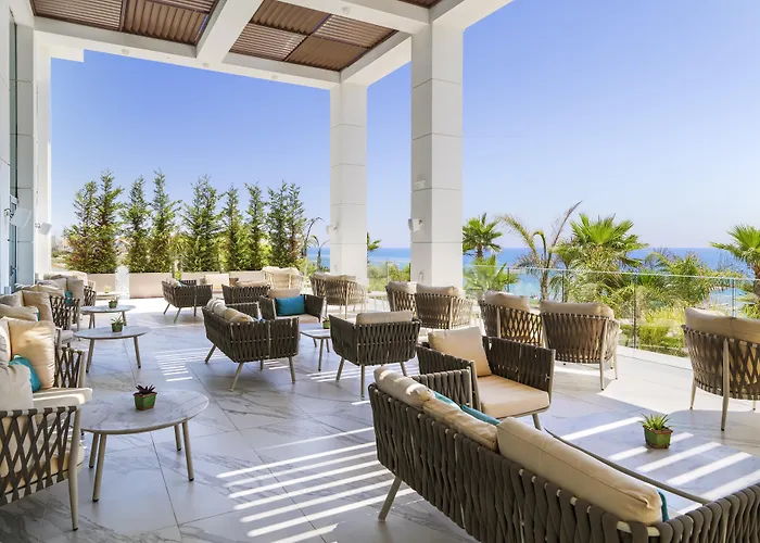 Amavi, Madefortwo Hotels - Paphos (Adults Only)