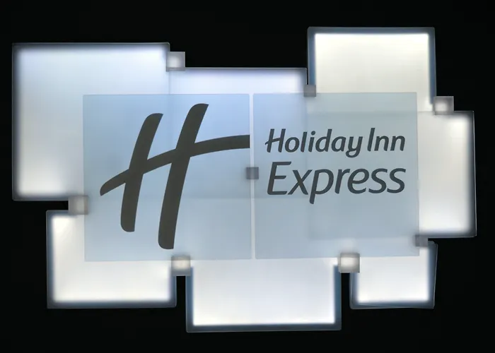 Holiday Inn Express Dundee By Ihg