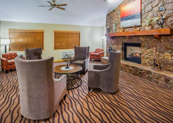 Americinn Lodge & Suites Mora