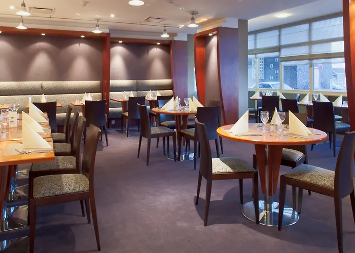 Holiday Inn Calais - Centre Car Ferry By Ihg
