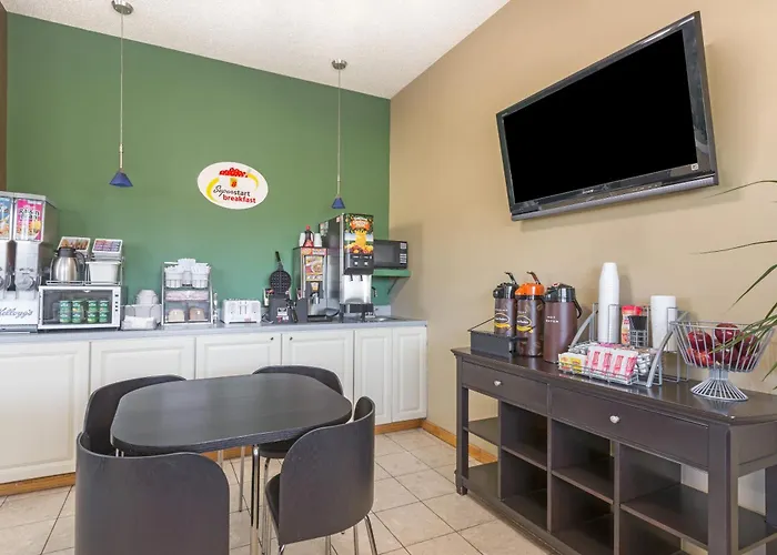 Super 8 By Wyndham Greencastle