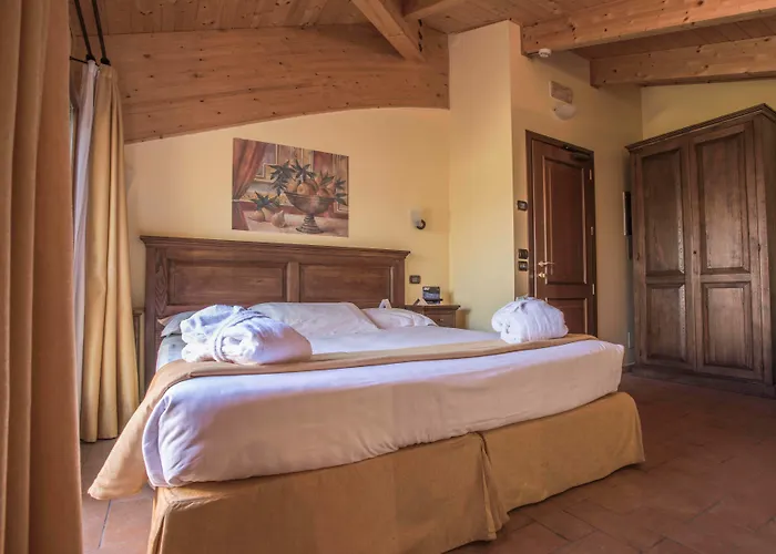 Oste Del Castello Wellness & Bike Hotel
