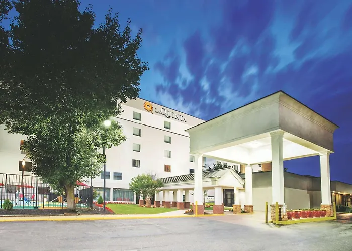 La Quinta Inn & Suites By Wyndham Dc Metro Capital Beltway