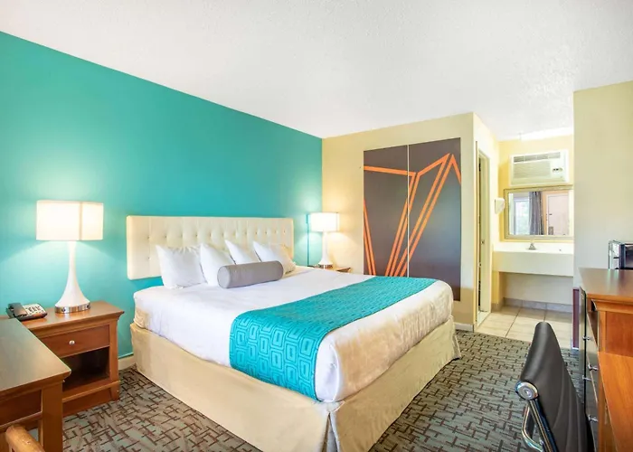 Howard Johnson By Wyndham Rocky Hill