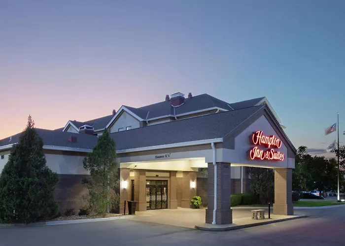 Hampton Inn & Suites Kansas City-Merriam