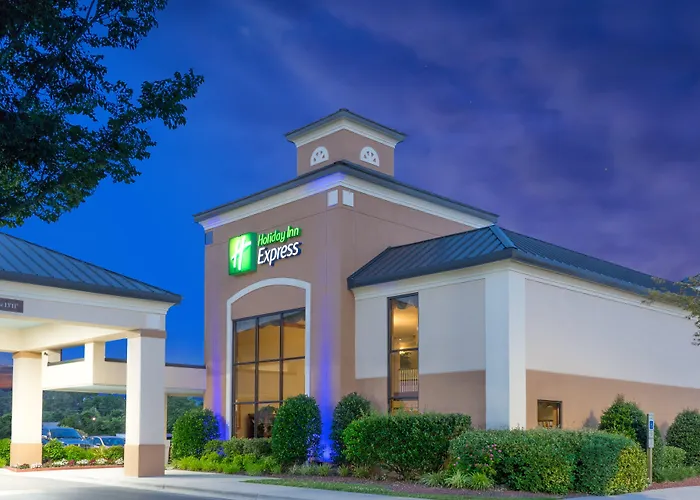 Clarion Pointe New Bern