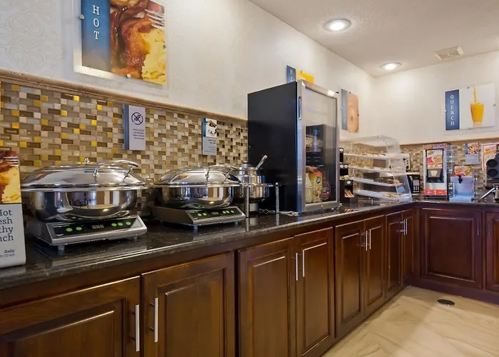 Days Inn By Wyndham Columbia Kentucky