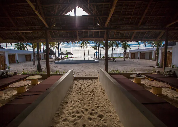 The Loop Beach Resort (Adults Only)