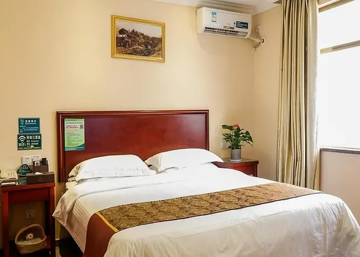 Greentree Inn Guangdong Shenzhen Longhua New Area Longguan Rord Tianhong Express Hotel