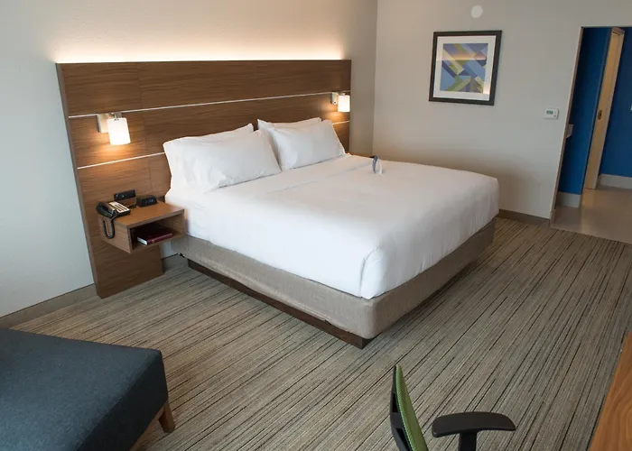Holiday Inn Express & Suites - Orland Park Mokena By Ihg