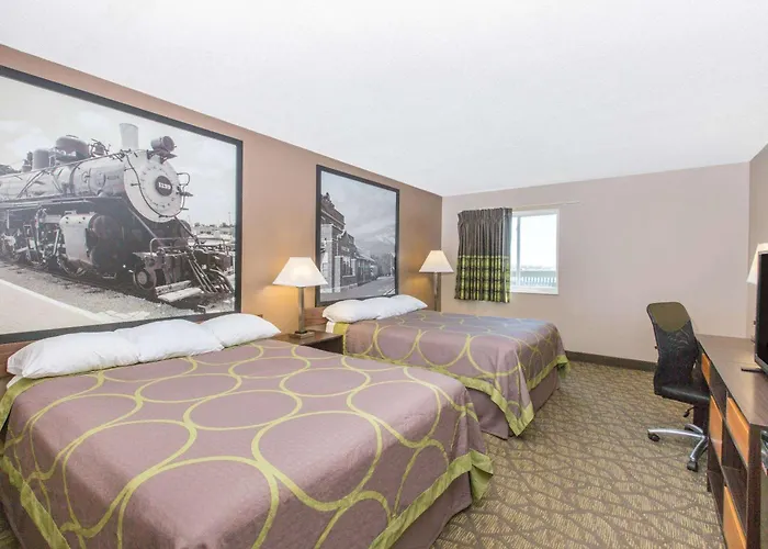 Super 8 By Wyndham Belleville