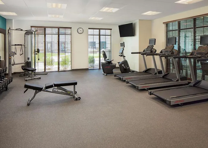 Homewood Suites By Hilton Ronkonkoma
