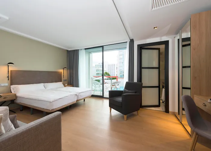 Kyrat Amarac Suites