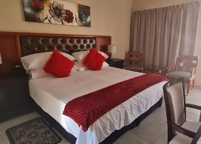 Benoni N12 Hotel