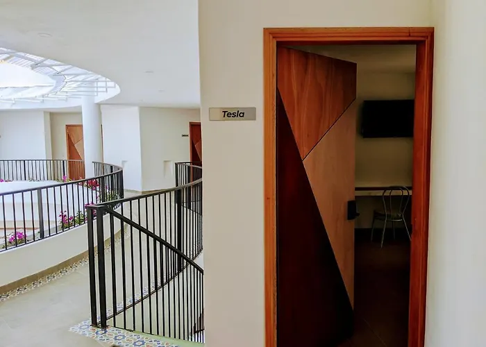 Off Hostel